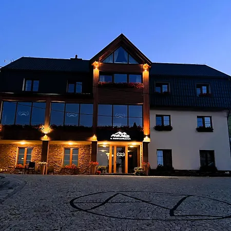 Alpejski Zieleniec Guest house 3*